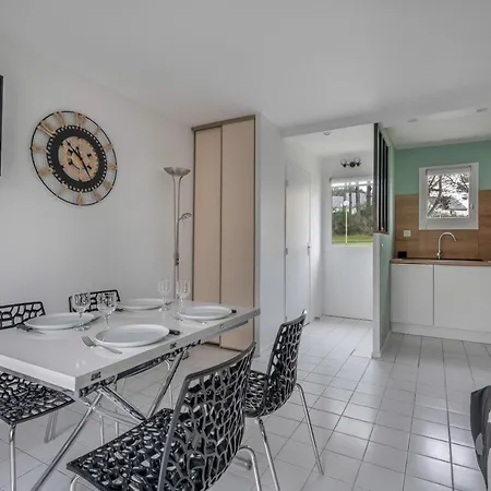 Maison Pour Une Famille De 4 A 300m De La Plage *